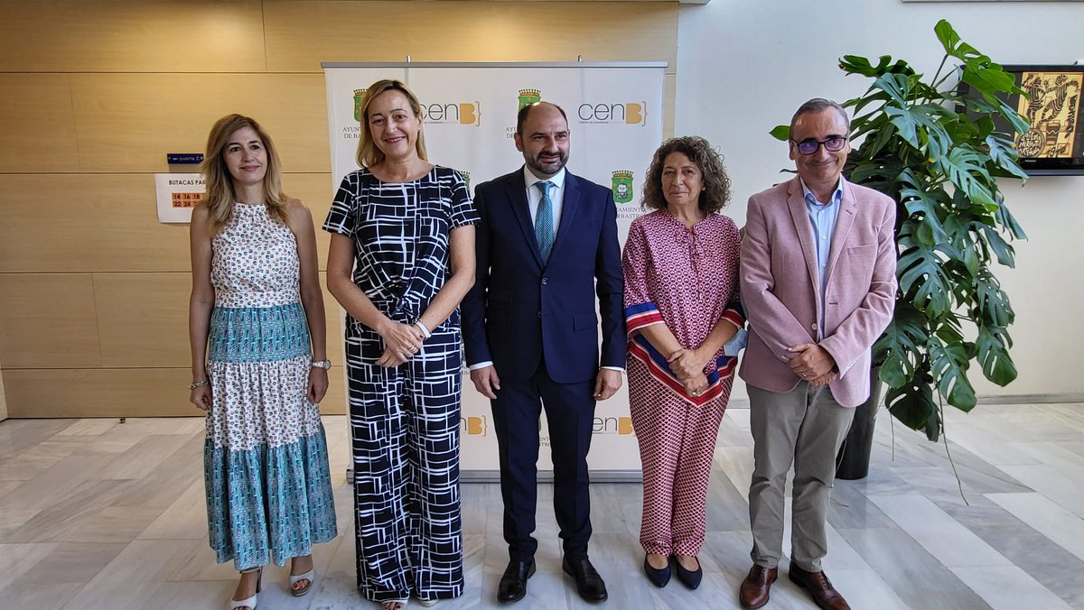 GobAragon's tweet photo. 🗣️ @martagaston detalla el Plan Aragonés de Impulso a la #EconomíaSocial en #Barbastro, en el marco de #FERMAInnova
"Estas entidades permiten vertebrar el territorio y generar #empleo de calidad, en particular, empleo femenino, tan importante en la lucha contra la despoblación”. https://t.co/ZP1Nt1HOBy