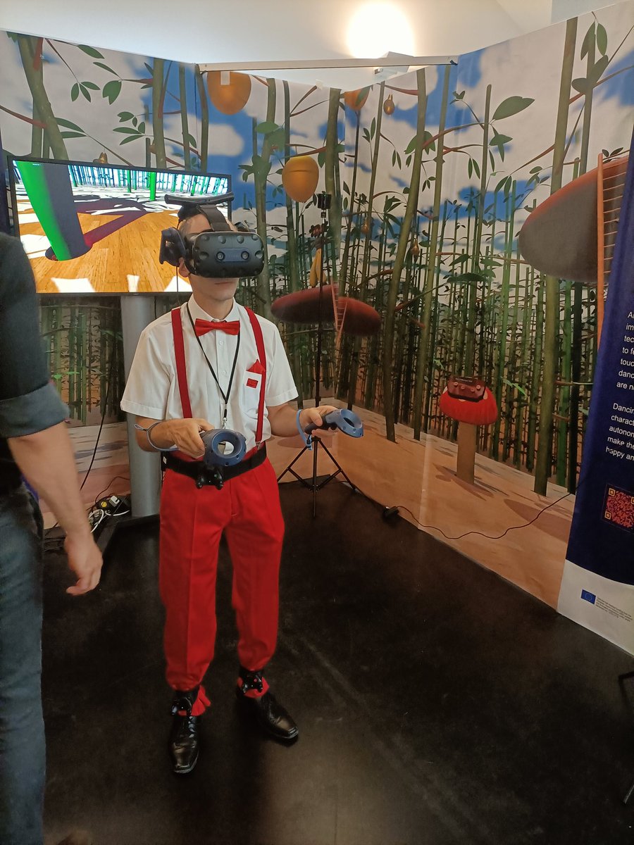 Carousel Project tweet media