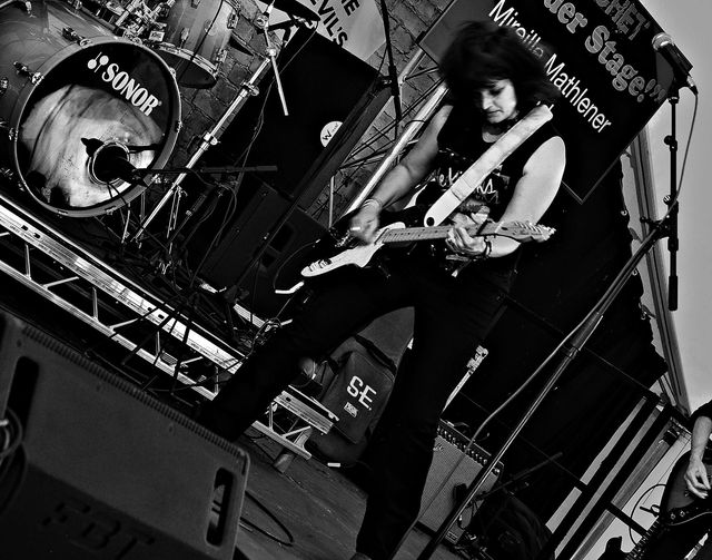 MMathlener's tweet photo. It's been a great summer playing various festivals! More gigs later this year. Thank you #Pitfest somerset @WatchetLIVEfest @keynshamFest @tuckersgraveinn https://t.co/UTWl2Y9zIj