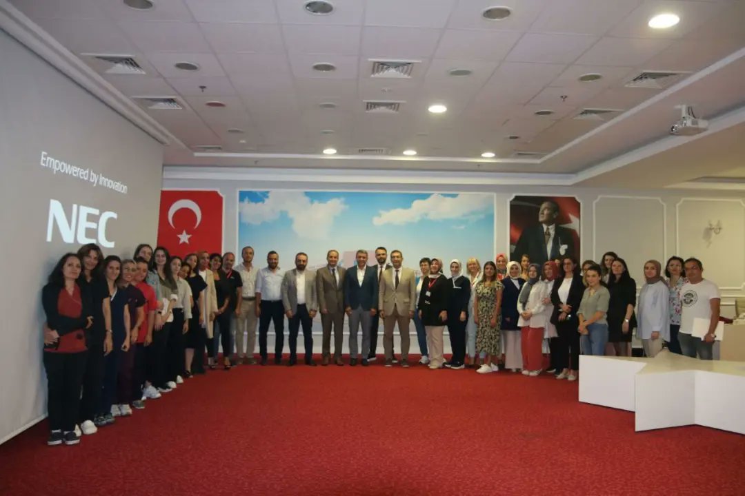 Samsun Eğitim ve Araştırma Hastanesi Personelinin kapasitesinin arttırılması   amacıyla, Samsun Üniversitesi ile gerçekleştirilen işbirliği kapsamında  Proje Yazma Eğitimi verildi.
