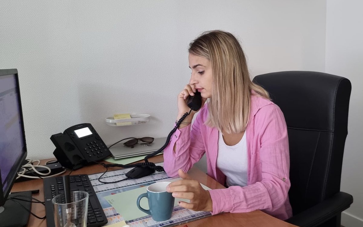 Hier, c’était Camille de l'agence de Jean-Gabriel Thomas à Epinal qui prenait contact avec ses clients dans le cadre des 72H de la PRVT. Bravo pour votre engagement et votre énergie au service des clients ! <a href="/Coachsdesventes/">CoachsDesVentes</a> : <a href="/SilvanaCirimele/">Davot</a>