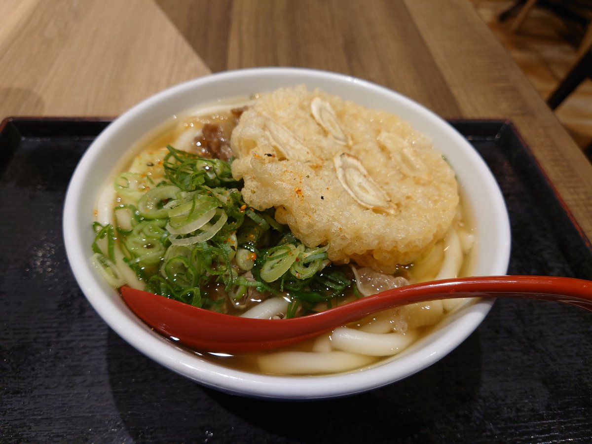 m_yukimasa0701's tweet image. 博多うどん、初めて食べました。やっぱりうどんはコシがないのに限る。