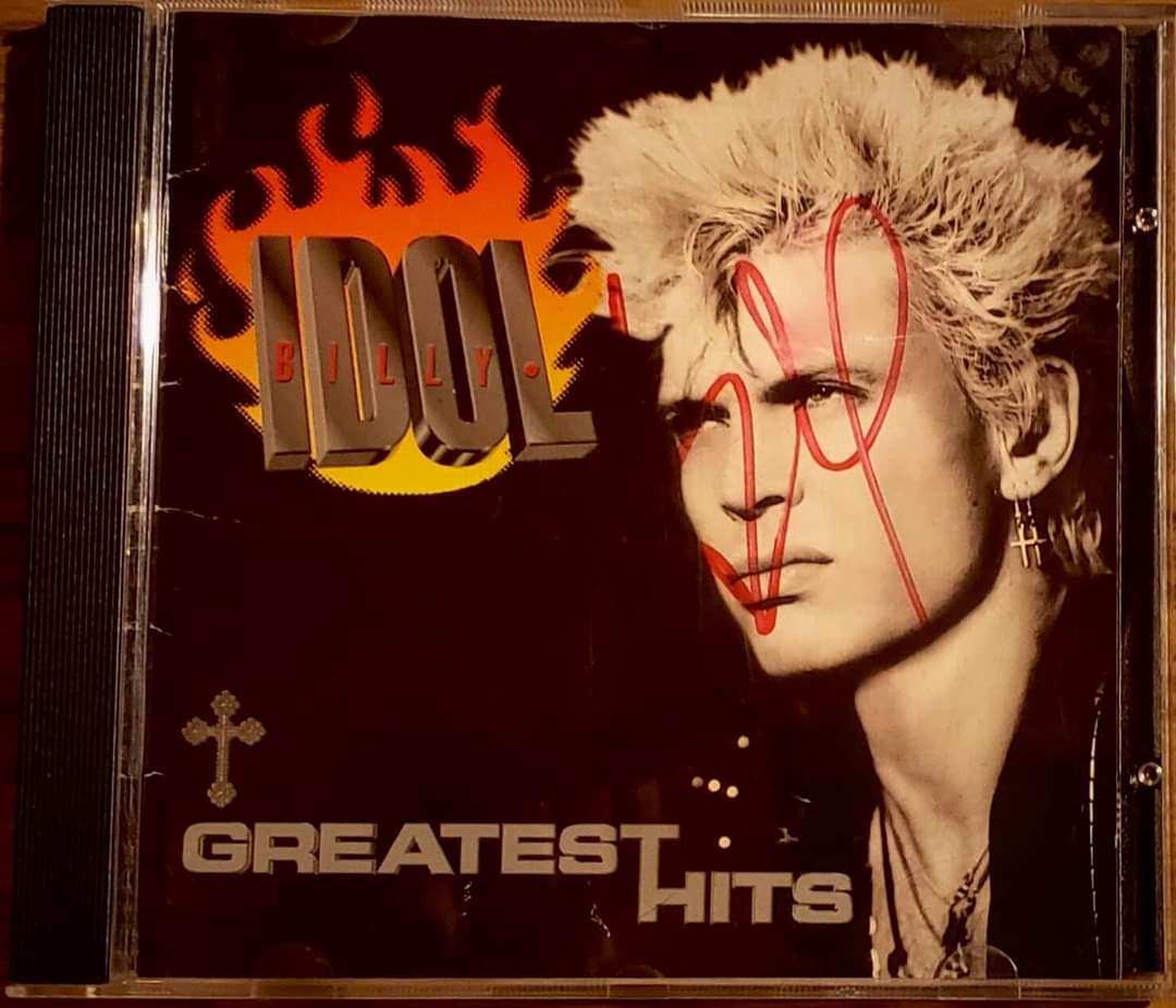 Thank you @BillyIdol !! I wil never forget it!!! Come back soon to Argentina!! We love you!!!🤘🏽❤️🇦🇷 Oohhhh, @BillyIdol , es un sentimientooo, no puedo paaraaaar!!!🎶🎵🎶🎵