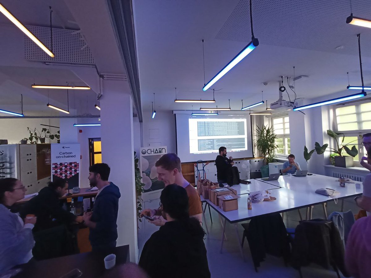 dappnode's tweet photo. Full ready @fullnode_berlin with @ErigonEth and @Teku_ConsenSys in the main screen, running on Dappnode. https://t.co/IpeW2NIXHX