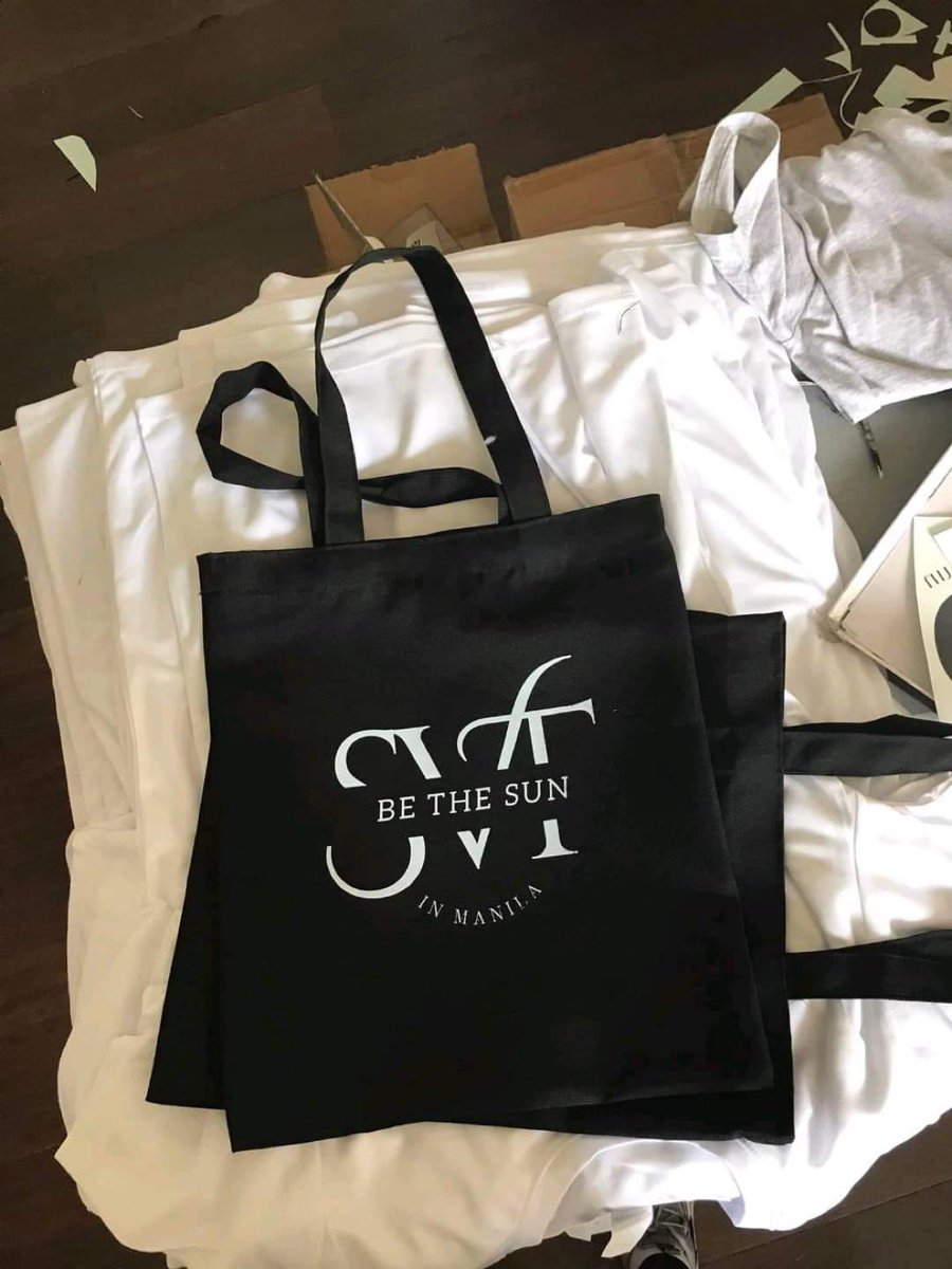 PopPopKshop's tweet photo. SVT Concert Kit Tote Bags are currently in production! ✨💎 #PopPopUpdates https://t.co/VQULcPax2p
