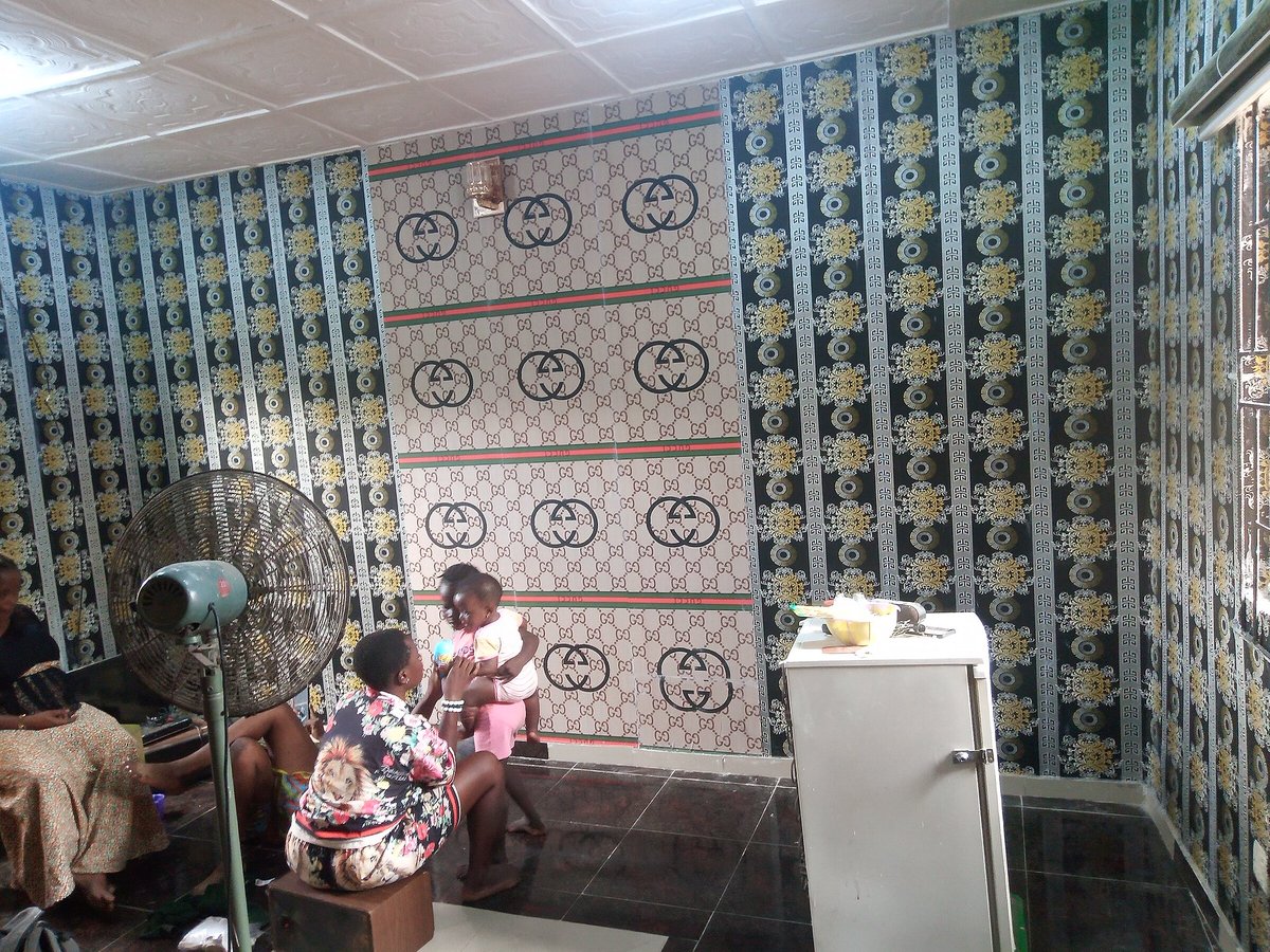 lekan_painter's tweet photo. Call Lakezyde Painting Idea (LPI) for neat delivery when it comes to house painting and wallpaper installation....09059392359 https://t.co/zlAOj2Pq27