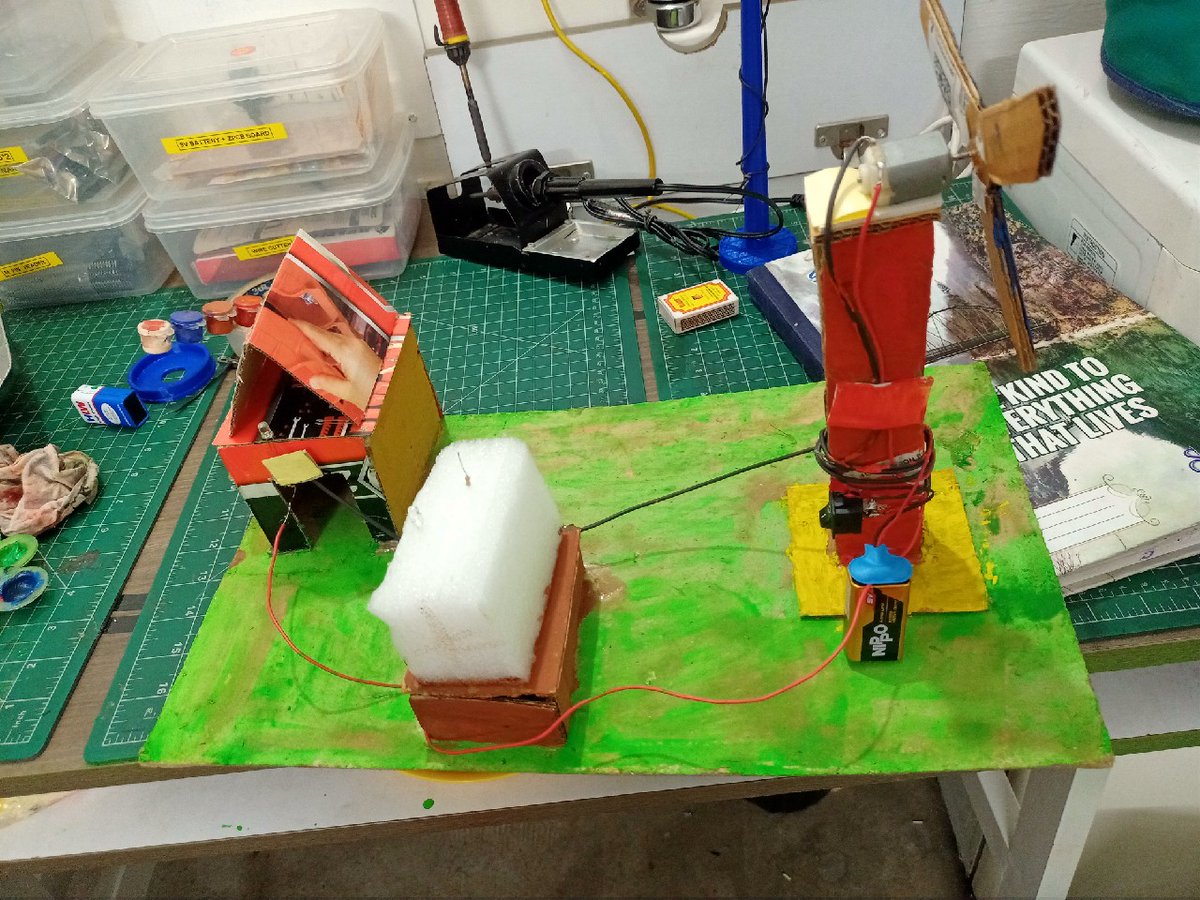 MakersBoxORG's tweet photo. We worked with 12 Students yesterday, working on lessons in # Art and Craft #3Ddesign and some basic #electronics - giving these kids a chance at #leadership the #future #delhi #nook1 #stem #21stcenturyskills. #Coding4Girls #STEM4Girls #21stCenturySkills #codingforkids #edtech https://t.co/u7P9rZXmFe
