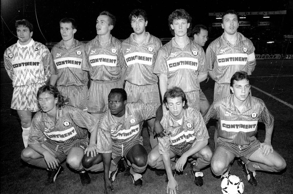 caen_rt's tweet photo. Il y a 30 ans jour pour jour le Stade Malherbe Caen disputait le 1er match européen de son histoire face au Real Saragosse.

#TeamSMC #SMCaen. https://t.co/Pb1ooMrFyQ