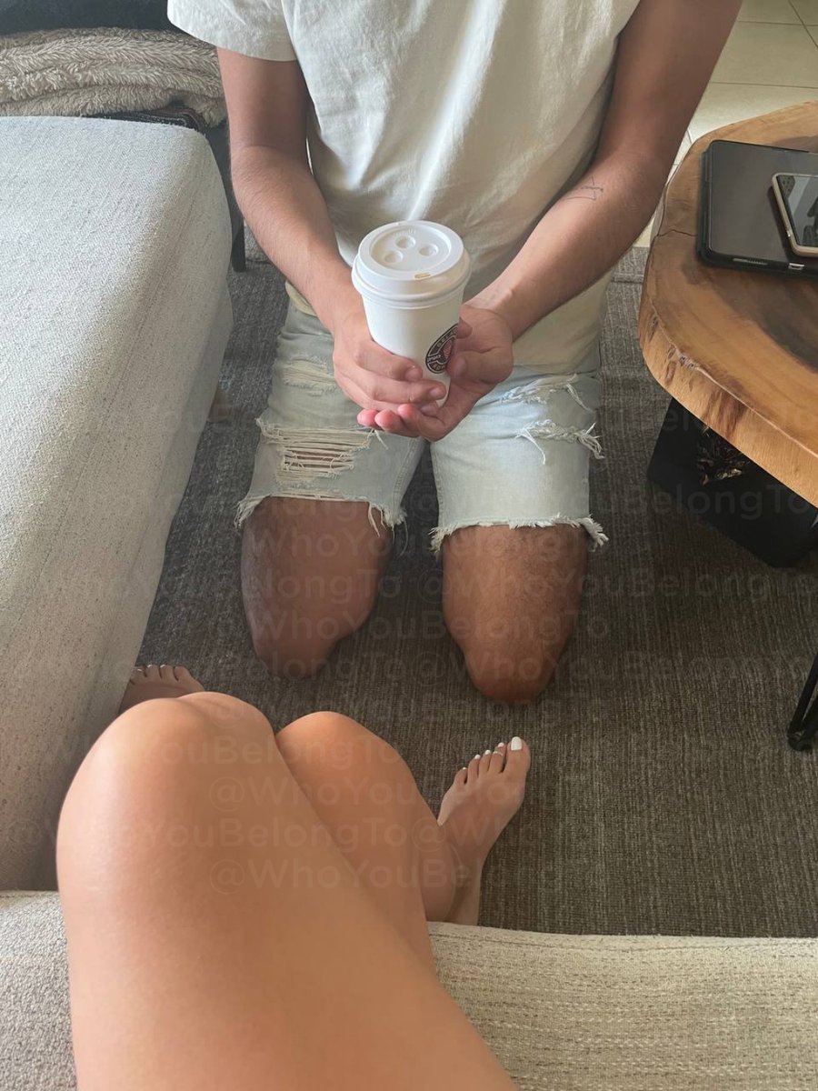 WhoYouBelongTo's tweet photo. Seriously tho, coffee shops can be a real pain in the mornings. So many people, the lines, the noise... Its just not for me.

Still, I need my coffee in the morning so cucky over here has a job to do every day😊

Trust me.. If he f*cks up, he pays for it😏😈

Findom femdom finsub https://t.co/p3yh7tUIYK