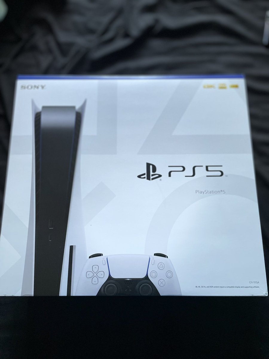 RealMrK's tweet photo. I finally found a PlayStation 5 at retail!
Finally! My next gen trilogy is complete!
Early birthday gift from me, to me!
#ps5 #PlayStation5 #fuckSonyformakingmewaityears https://t.co/tTJVpfcSlJ