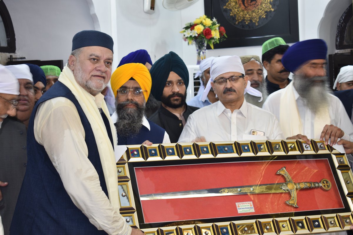 PmuKartarpur's tweet photo. A 12-Member delegation of Standing Committee of National Assembly (MoRA) Visit #KartarpurCorridor
#CEO #PMU #ChairmanETPB #NA #GovPak https://t.co/mJH4336Ctp