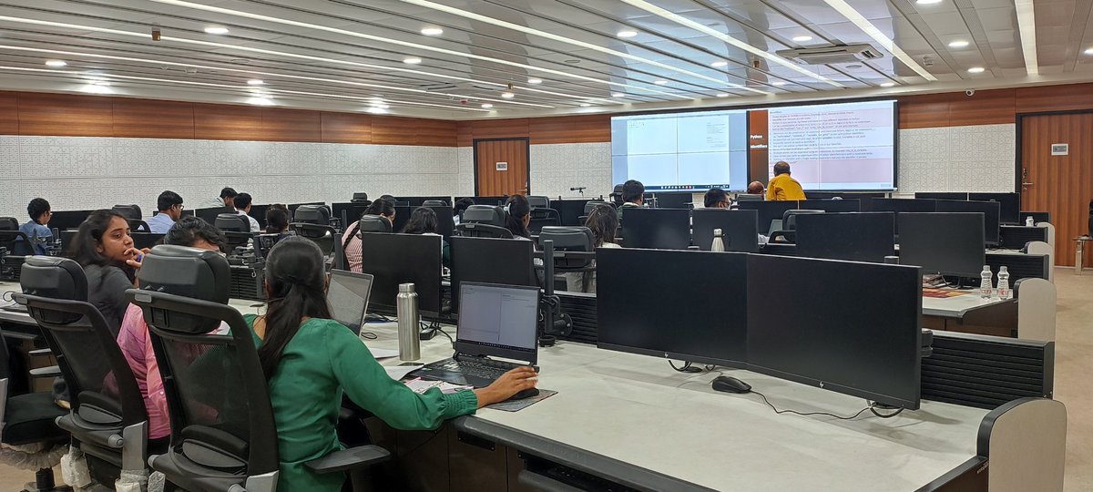 NashikSmartCity's tweet image. NMSCDCL has organized two days training programme i.e. on 15th and 16th Sept 2022, on Python for Data Analytics and Data Science for enablement of data driven management across smart cities.
Officials from various Smart Cities are attending the same.
#nashiksmartcity #pythonlearn