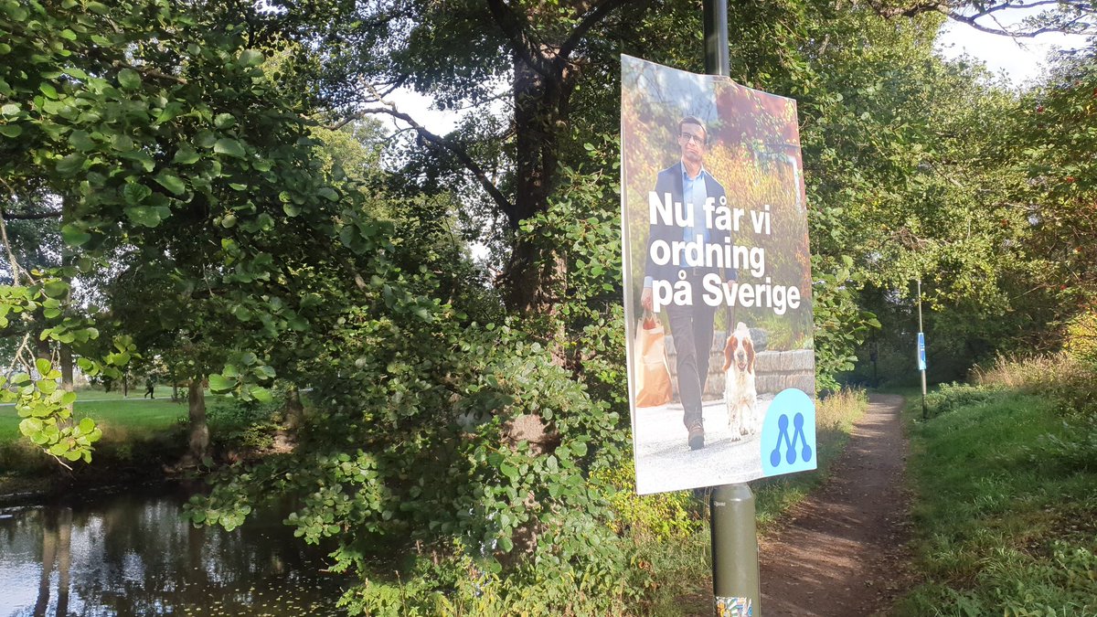 whatstofu's tweet photo. @MiOsteraker kan ni börja ordning på er reklam som fortfarande sitter uppe?! https://t.co/s45m0Dg2og