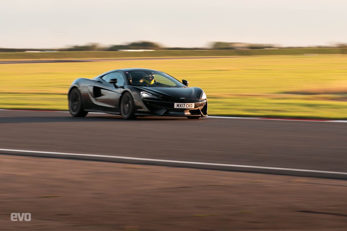 JohnPAndre's tweet photo. Incredible evening, incredible car, incredible pictures…  #AfterBurnersOn 📷 @evosamj https://t.co/93ABy8MEQ8