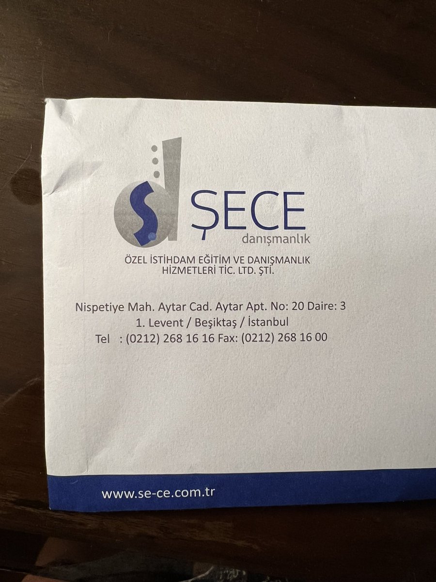 Dolandırıcı firma sakın bakıcı tutmaya kalkmayın. Bakıcılarla anlaşma yapıp sözleşme imzalayalım ödeme alalım sonra bir bahane bulup iptal edersiniz diyen firma!!!!