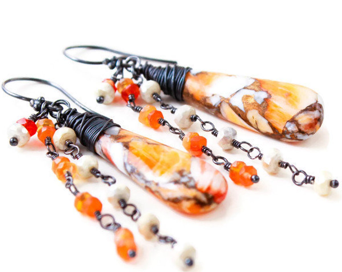 mohamad_nazzal's tweet photo. ange Copper Oyster Drops Almond Shape earrings with Silverite and Opal beads. Black oxidized sterling silver earrings, fancy boho gift.
#Silver #black #Earrings #Silverite #opal #Orange #boho #gift #Almond #fancy #shape #EverywhereUR
👉https://t.co/HaNo21OTEW https://t.co/Juk8BYappE