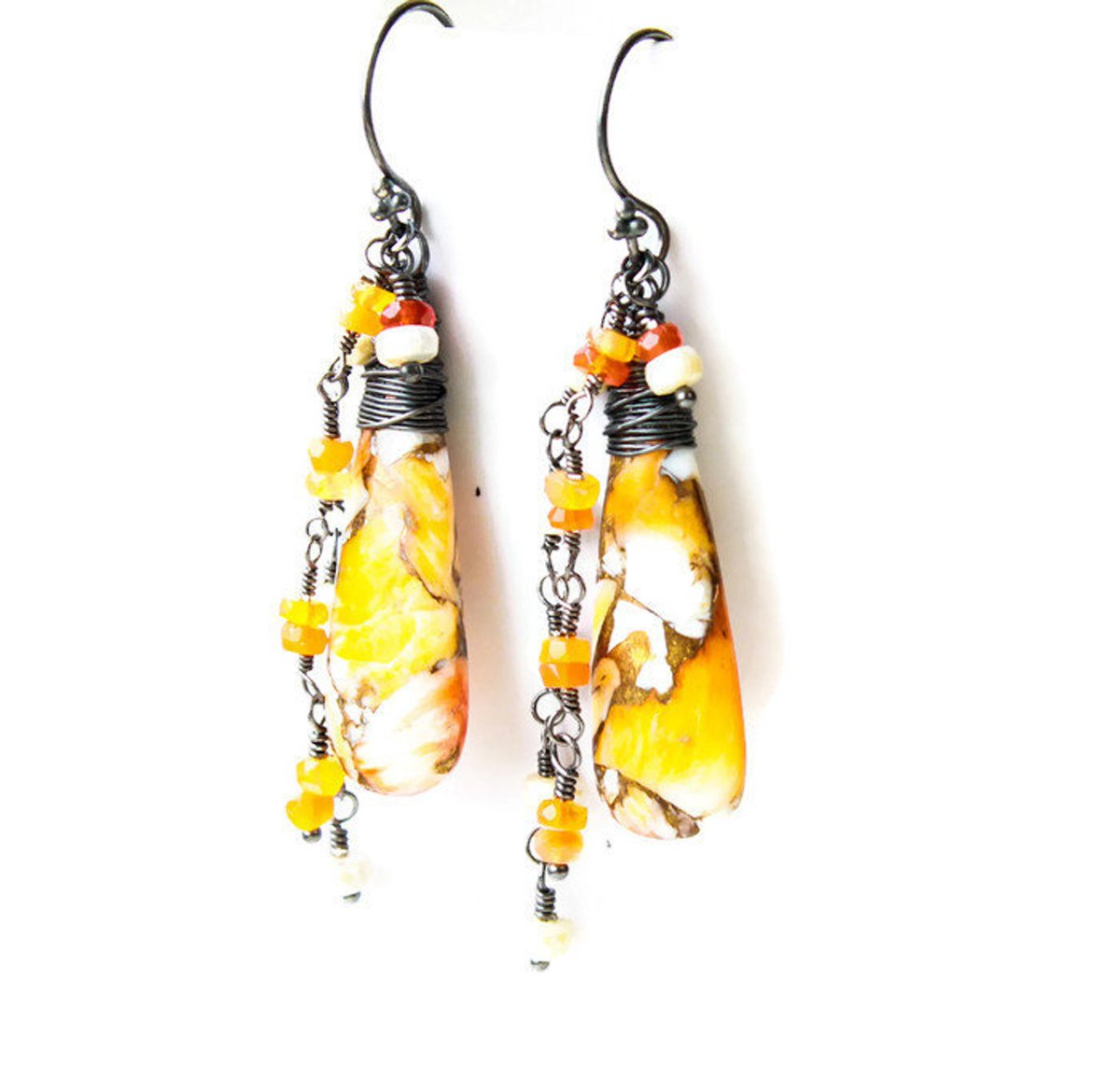 mohamad_nazzal's tweet photo. ange Copper Oyster Drops Almond Shape earrings with Silverite and Opal beads. Black oxidized sterling silver earrings, fancy boho gift.
#Silver #black #Earrings #Silverite #opal #Orange #boho #gift #Almond #fancy #shape #EverywhereUR
👉https://t.co/HaNo21OTEW https://t.co/Juk8BYappE