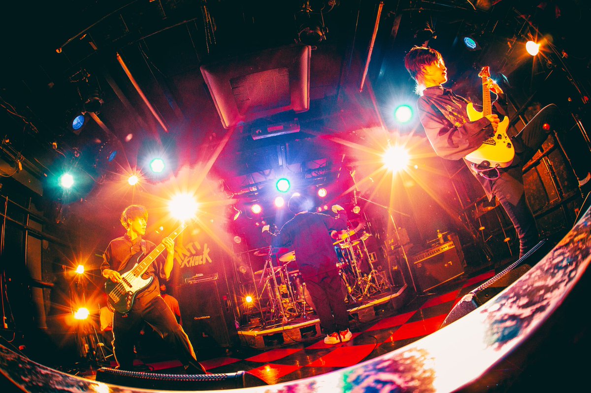 oneeyeclosedjp's tweet image. 2022.09/10
新宿ANTIKNOCK

#1ix
#OneEyeClosed

photo by @_____mm30
