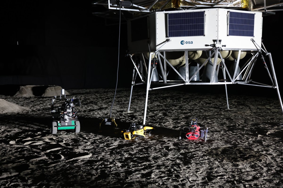 FZI_official's tweet photo. Wir freuen uns riesig, dass unser #Robotik-Team beim Finale der @esa/@esric_lu #SpaceResourcesChallenge dabei war! Unsere Roboter Husky, Spot und ANYmal bewährten sich in (fast) lunearer Realumgebung. Jetzt gespannt auf die Entscheidung warten! #autonomousrobots #robotics #ros https://t.co/sBV95R99F6