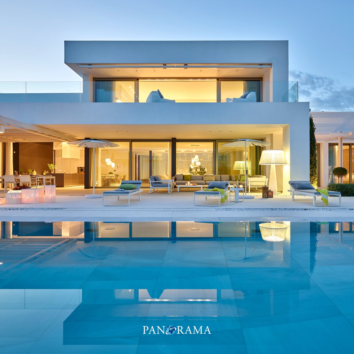 panorama_spain's tweet photo. You must see this contemporary masterpiece, 150 metres to the beach in Bahรญa de Marbella! Asking 6,9m Euro. Ref. 9325 https://t.co/xWgyQMCJBz
#modernproperty #marbella #luxuryliving https://t.co/obMRs0QxFp