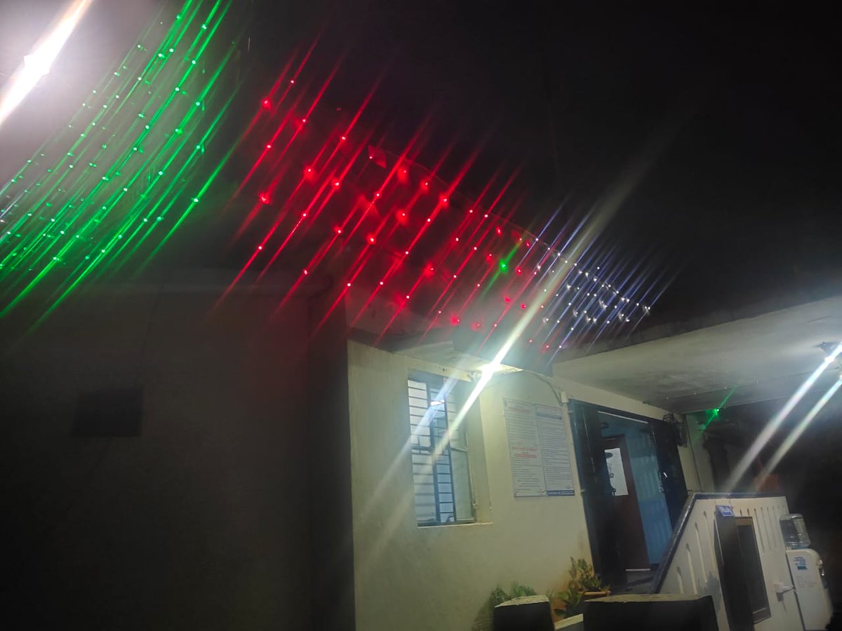 IdaBollaramPs's tweet photo. తెలంగాణ విమోచన దినోత్సవాన్ని పురస్కరించుకొని IDA బొల్లారం పోలీస్ స్టేషన్ లో లైట్లను అమర్చనైనది https://t.co/A5hgRtPjST