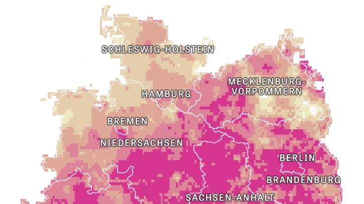 juliustroeger's tweet photo. Neues Projekt: Der letzte Monat war der dürrste August seit 1951. Wir zeigen in 860 Karten und für 401 Stadt- und Landkreise, wie stark eure Regionen betroffen sind. https://t.co/sdbODlGnot #ddj https://t.co/6JkgGjwJ8a