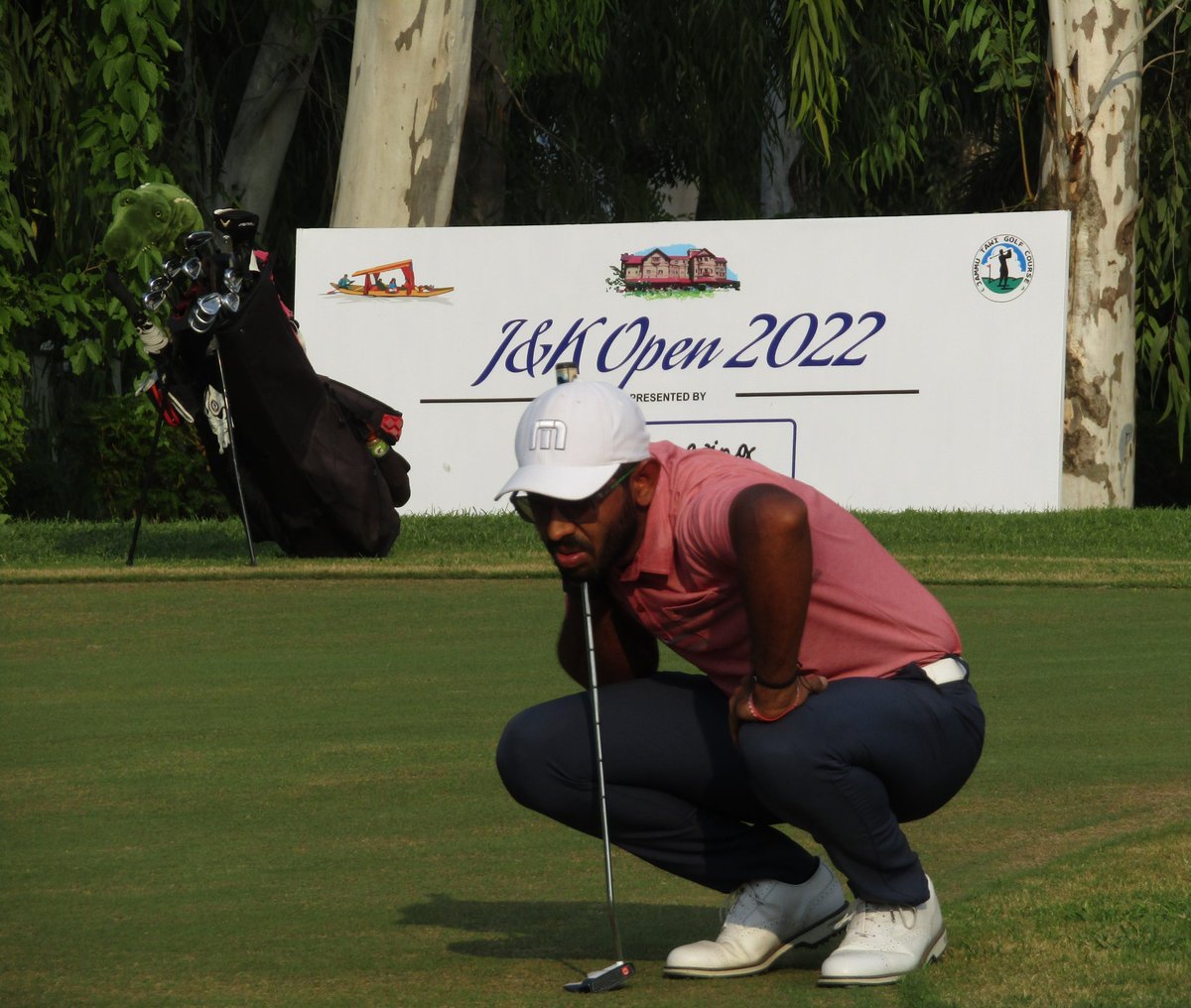 dkt_sports's tweet photo. Yuvraj Singh Sandhu battles tough conditions and a treacherous course to lift his fourth title on the PGTI Tour
https://t.co/fE12k5qgqD
#DKTSports
#YuvrajSinghSandhu #Jammu #Kashmir #PGTITour #PGTI #JammuTawiGolfCourse #Chandigarh #ADT #AsianDevelopmentTour #ADTTour #AsianTour https://t.co/lbaKeakuNf
