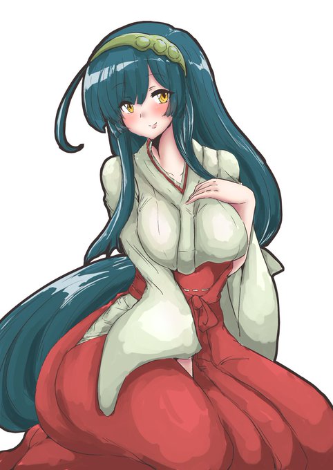 #ずんちゃんモチモチ木曜日
今日の巫女服です 