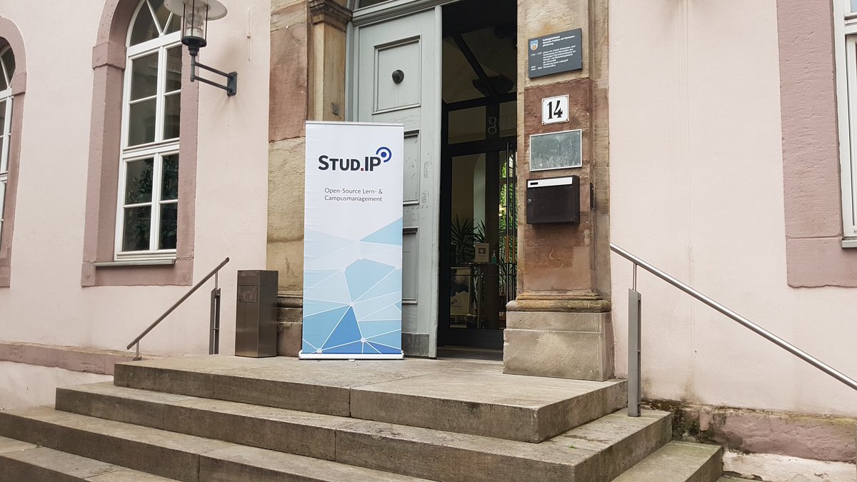 me_jlu's tweet photo. Tag 2 der #StudIP #Tagung in Göttingen. Guten Morgen. #hrz #elearning #jlugiessen https://t.co/bD8Bl7FNLG