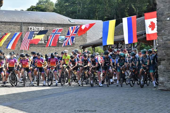 Un plateau international sera au départ du AG Tour de la Semois, ce vendredi.

Téléchargez la liste de départ provisoire sur notre site web : agtourdelasemois.com/ag-tour-de-la-… 

#agtourdelasemois #tourdelasemois #cyclismefeminin