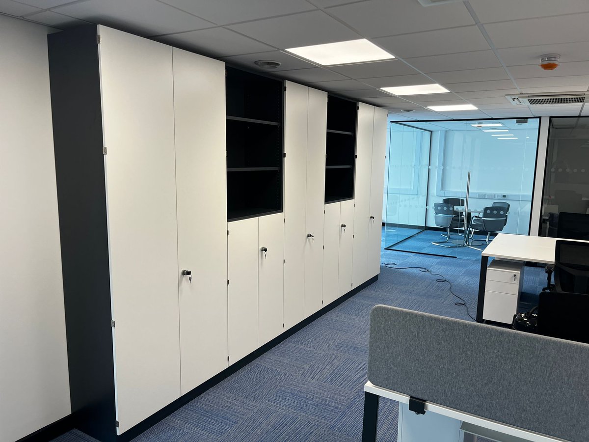 AerofoilDesign's tweet photo. These storage walls are one of our most popular products.
This one was designed with the customer &amp; contains high &amp; low storage, and open shelving. The slate carcass and white doors match the rest of the office perfectly.
#officestorage #office https://t.co/RXEu9ijZlo