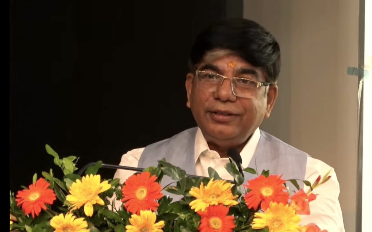 EduMinOfIndia's tweet photo. Hon'ble MoS for Education @Drsubhassarkar is addressing the inaugural function of international workshop on "Remanufacturing Capability Building", being organised by @nifftofficial.

Watch live here: https://t.co/D9SDBdHqHj https://t.co/WZUQYtW9g9