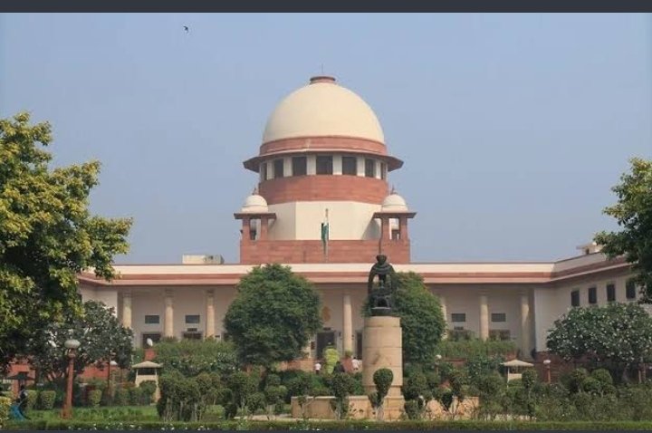 69000शिक्षक भर्ती में सवर्णों(ब्राह्मणों) के खिलाफ केस लड़ रहे हैं तीन ब्राह्मण सीनियर वकील
1-Adv LP Mishra
2-Adv Upendra Nath Mishra
3-Adv Sandeep Dixit
@IM_Vaidikpandey @SavarnaOrgRsp <a href="/VoiceOfBrahmins/">Voice Of Brahmins</a> @BRAHMINS_VOICE <a href="/SawarnArmychief/">Sarvesh Pandey</a> @Shashik20818443 
सवर्णों का कोई नही🇮🇳🙏
