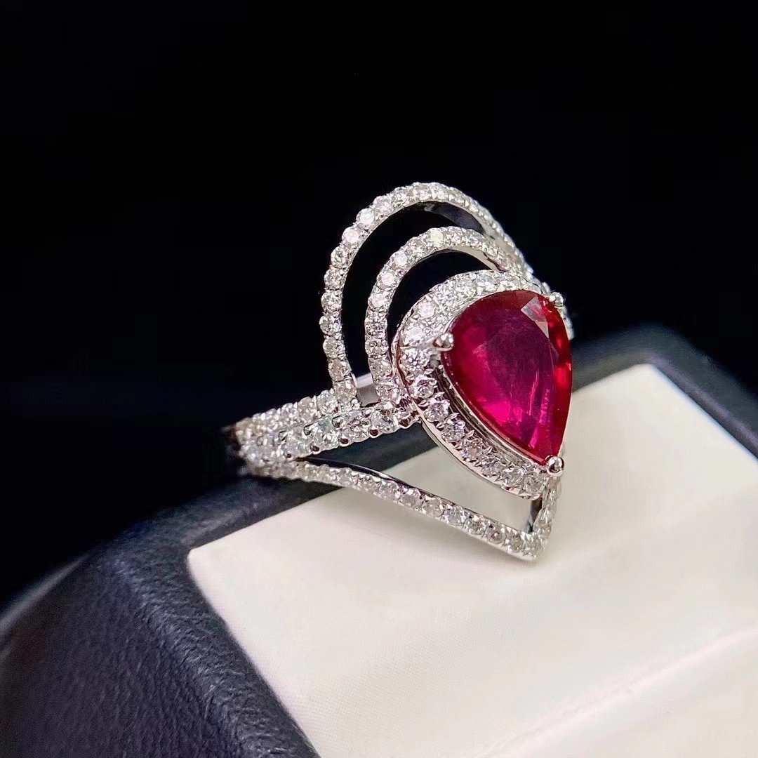 Lisa13140068326's tweet photo. Like this ring so much!🥰💍😍😘💎
#diamondshop #ring #labgrown #sustainablefashion #ethicaljewelry #jewelry #Diamond #Earrings #Lab #Grown #Diamonds #fashion #lifestyle #labgrowndiamonds #diamondjewelry https://t.co/dpGOvfqWqt