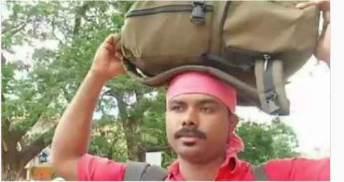 IMRahul_Pandit's tweet photo. Meet Sreenath K, A kerala coolie who cracked #UPSC exam and went on to become an IAS officer, he never went to coaching and only used the free wi-fi facility on stations to study via internet.
Salute His Hard work.👏👏
@ActorMadhavan @madhukishwar @DrKumarVishwas @Iyervval https://t.co/oYXX7QBDzG