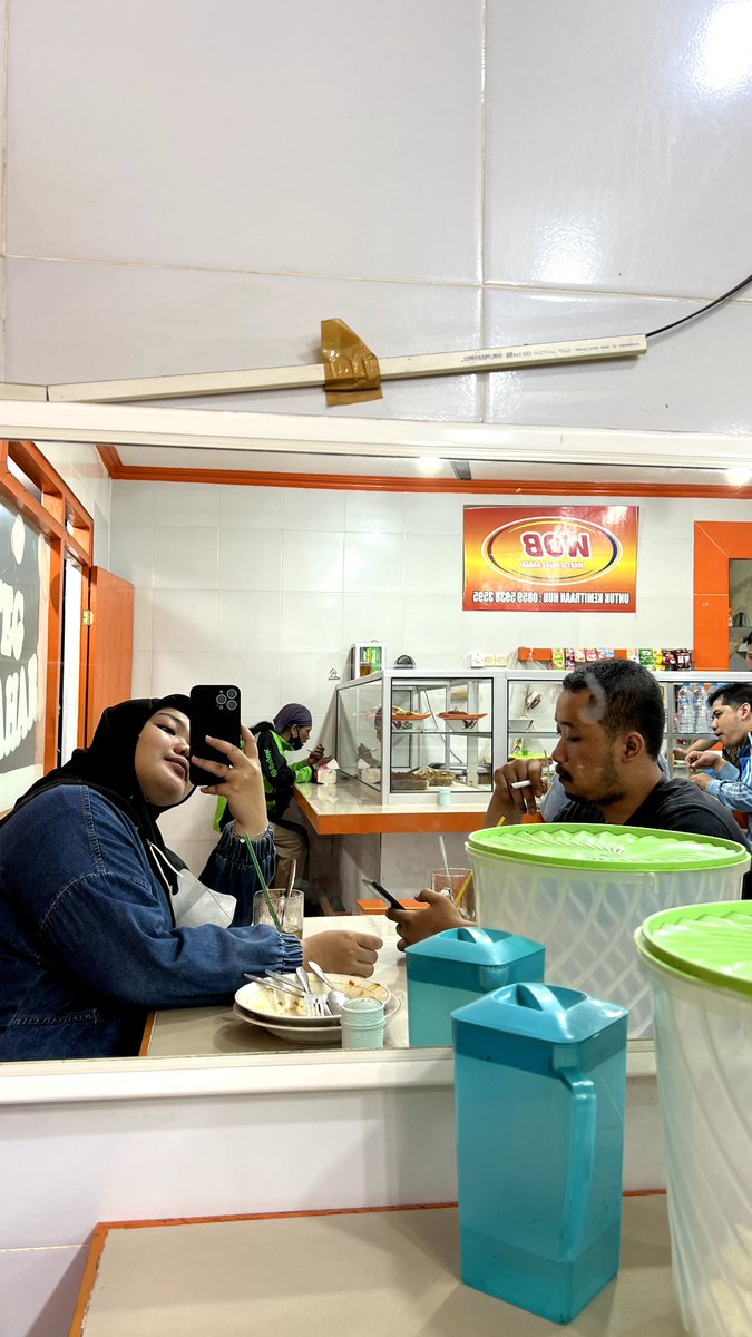 Opengisasi's tweet photo. Ebi warteg orens terbaek https://t.co/zOs9Tt5JYf