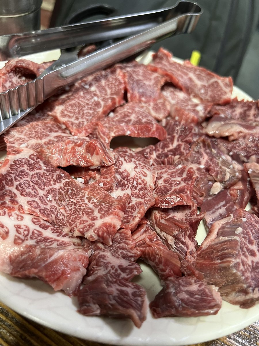 Deo_AO's tweet photo. #art #of #food 
#marbling #beef #한우 
#koreanfood https://t.co/dzKxpY8qQb