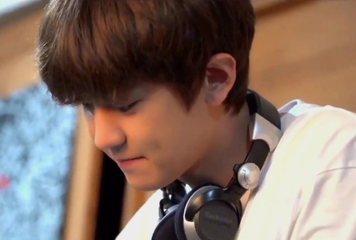 bluehearthb's tweet photo. نرم و کیوته ㅠ^ㅠ

#CHANYEOL #찬열 @weareoneEXO https://t.co/mAIGGXNniq