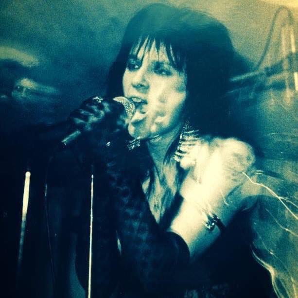 WudRecords's tweet photo. Thanks for your thoughts. He was a gentleman and a gentle man. :c
Here's a photo Marcus took of Rosie @RosieKMullin1 on stage with the mighty #CriticalError, or possibly #HeadZoo, from our #Archives. Captures the vibe and moment perfectly. :)
#MarcusPodilchuk #photography https://t.co/Lxr85q7k8E