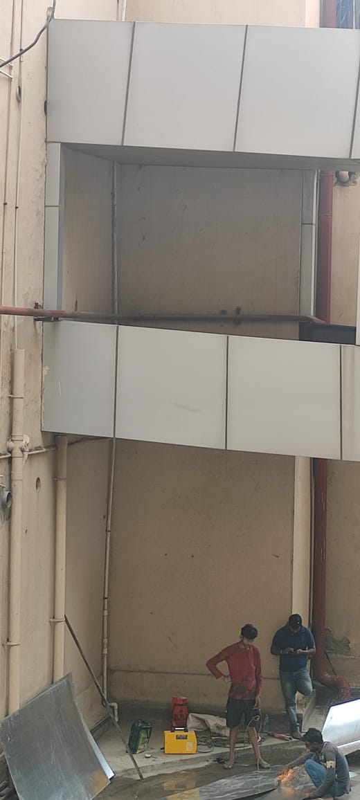 iammukeshc's tweet photo. @ExoticaHousing @OfficialGNIDA This is connecting Exotica Dreamville residential with Commercial Arcade built for residents. its blocked by walls at both ends. How authority issue completion certificates is questionable. Please take immediate action. https://t.co/rCAUtAhQQo