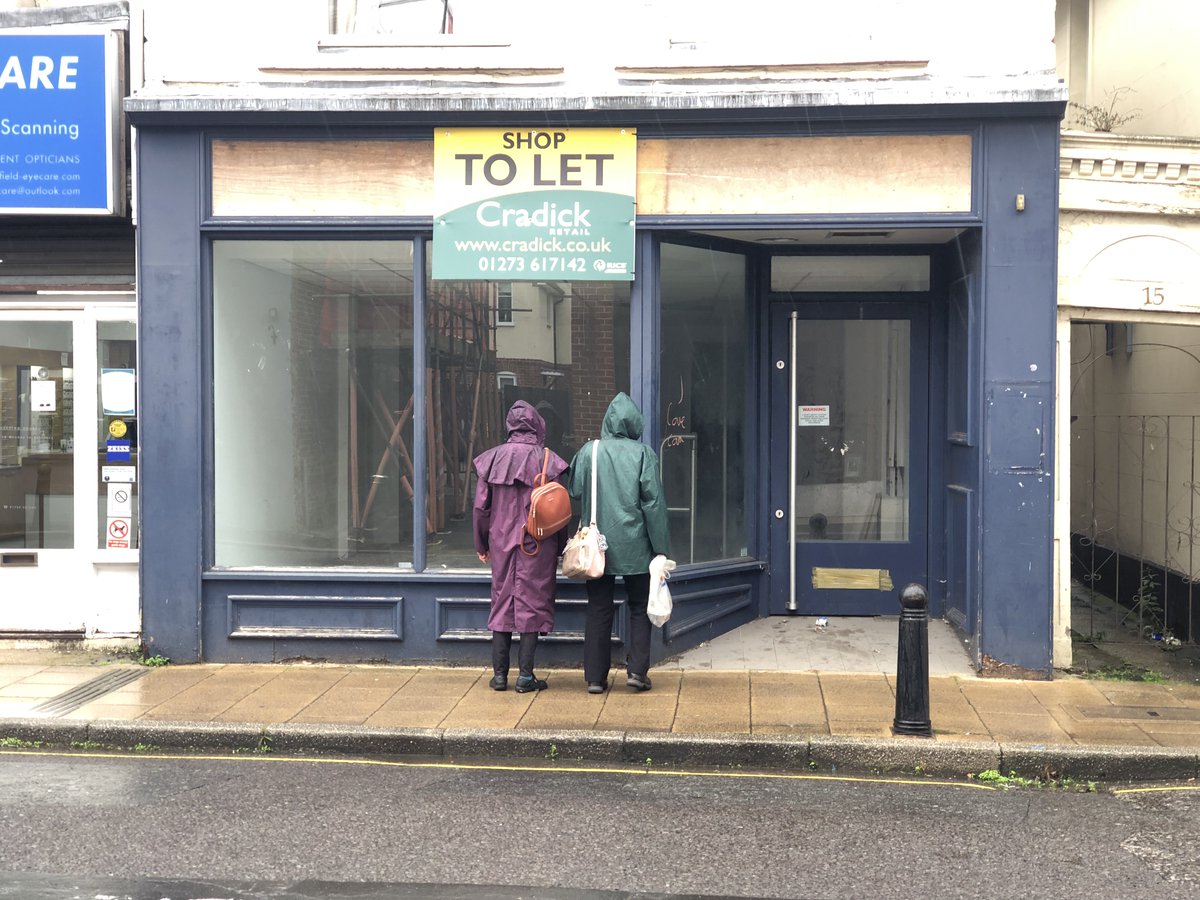 Consultation on the new location of Petersfield's Post Office, plus your views on the proposed change. shineradio.uk/2022/09/peters…