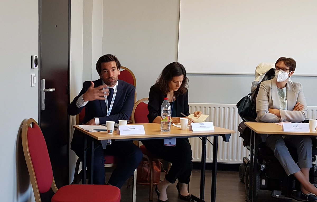 KeolisIDF's tweet photo. Table ronde #Transports et #Mobilites des Universités des Mairies du @valdemarne_94 avec David O'Neill : "Dans le département, nous opérons le #tram @T9_IDFM et les lignes de #bus @SeineOrly_IDFM pour le compte d'@IDFmobilites ainsi que le service #TPMR Filival - #PAM94" #UM94 https://t.co/CeMGDjt9mH