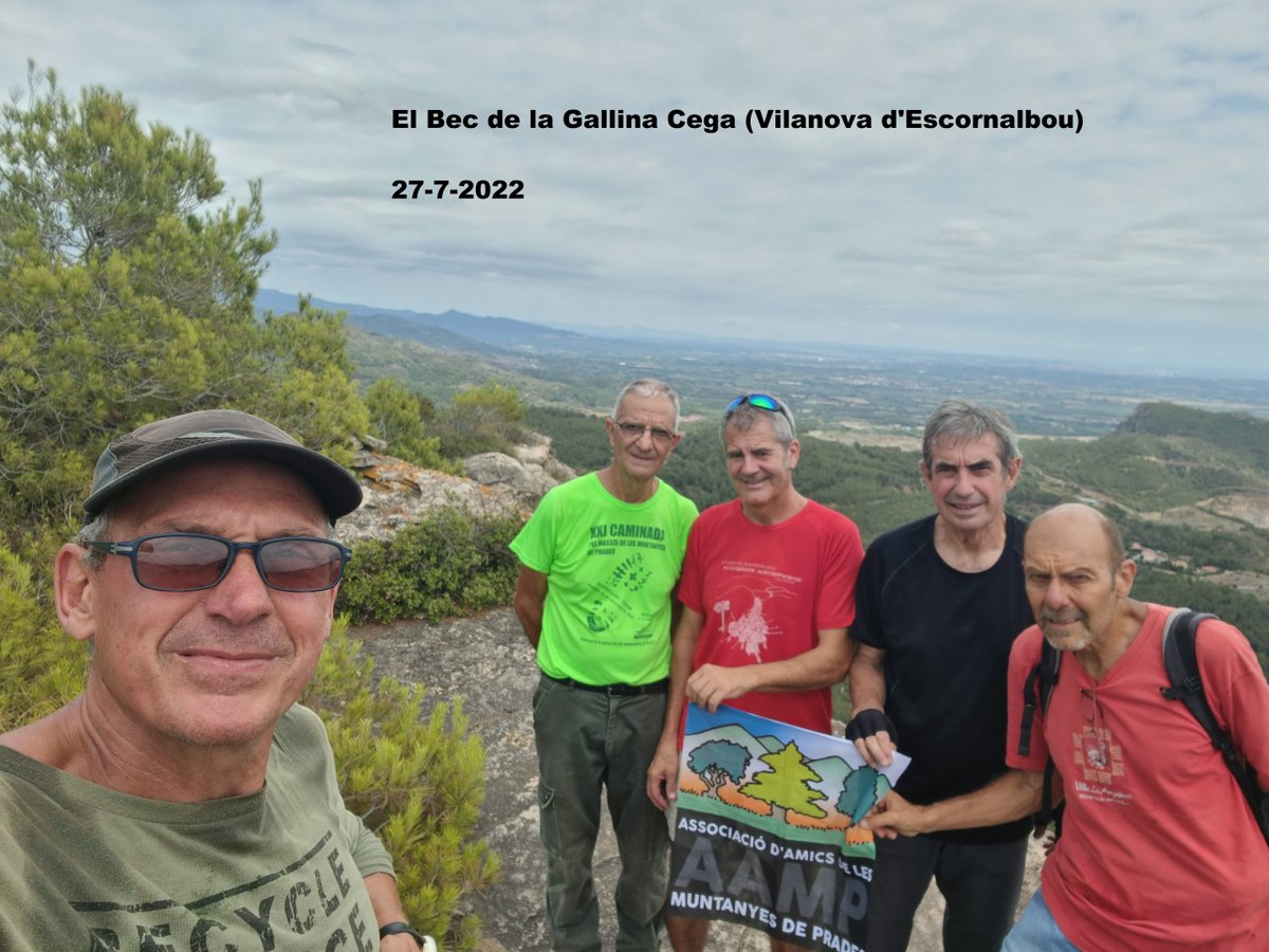 aampcat's tweet photo. Grups de socis que fan cims.

Dins l’entitat, per grups d’afinitats, nivells, disponibilitat d’agenda, etc. s’organitzen diferents grups per sortir a la muntanya.

Tota la informació i fotografies aquí:
https://t.co/IPEGRkq7gi https://t.co/tqmlsiXQQE