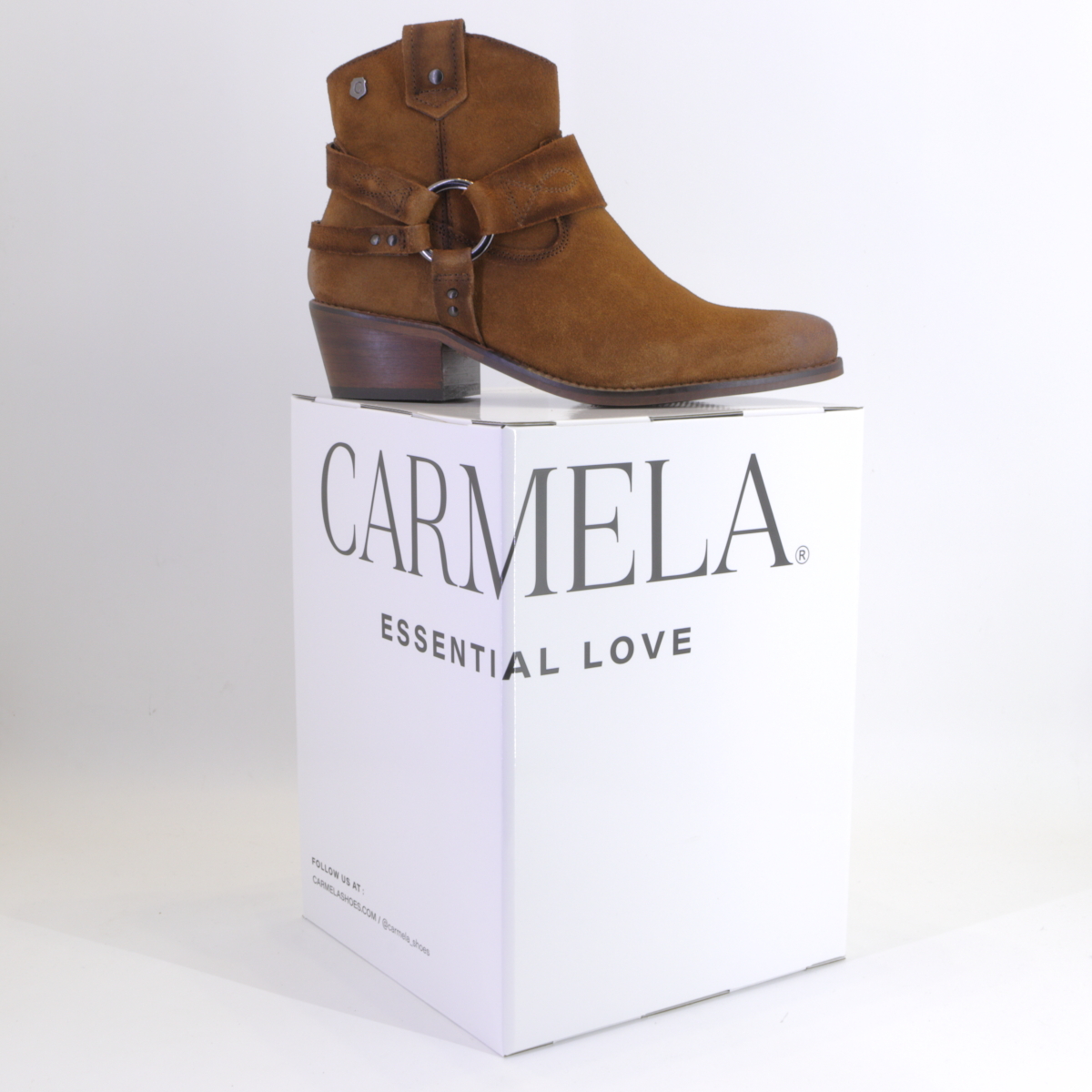 CARMELA ESSENTIAL LOVE!!!

💻#TiendaOnline :
CalzadosRasha.com

#CalzadosRasha #RashaShoes #Rasha #AnkleBoots #CarmelaShoes #Latest #Botines #EssentialLove #Carmela #BotinCampero #CowGirl