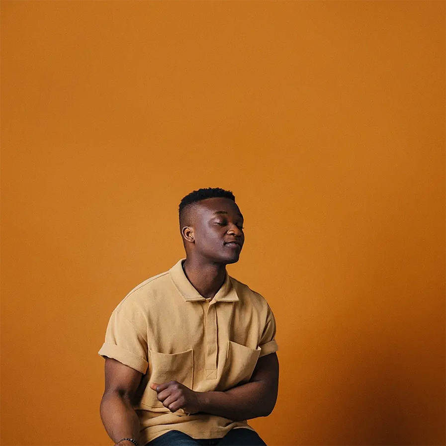 Stick around after DRUM for live music from Joshua KYEOT 🎶

Joshua will take over our Café Bar after select shows with timeless soul songs in his instantly recognisable tone. Join us for free on Sat 17 + Fri 23 Sept at 9pm: bit.ly/drum-omnibus