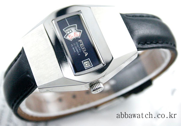 @jji82407482 이거라고 정보주시던데 초기 모델이라 품절어쩌고고ㅠㅠ