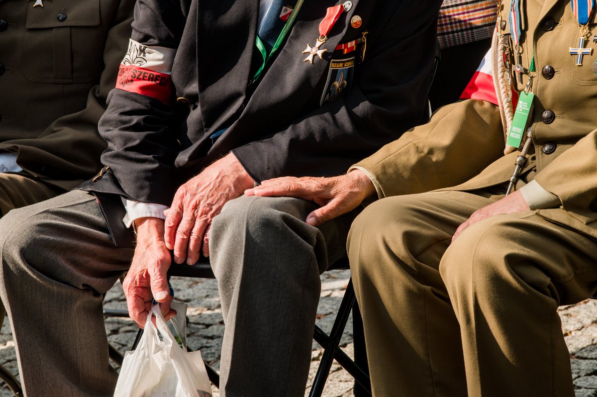 „Freedom is the sure possession of those alone who have the courage to defend it.”  
We commemorate #BattleOfBritain today and we think of Poles who were still struggling for freedom in Warsaw #OTD in 1944.
And today, are we aware how much we would have to sacrifice if...?