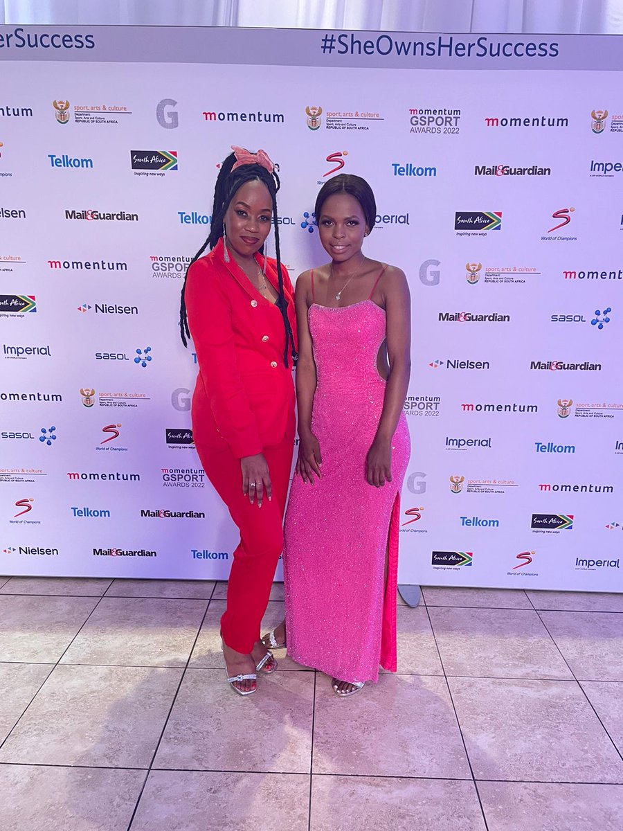 Tebo_Motebejane's tweet photo. At the Momentum GSport Awards last night ❤️ Congratulations to all the beautiful winners ❤️🥳 Footy Twitter Family did it! ❤️🙌🏾

 #gsports17 #SheOwnsHerSuccess https://t.co/8uaD0uh8vD