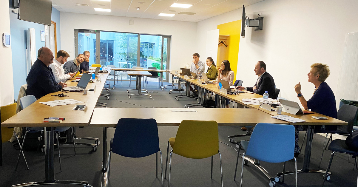 Passeport | levée de fonds 
Porteurs de #projets et #entreprises innovantes sont rassemblés afin de suivre la formation Passeport d’une durée de 2 jours.
Merci à Véronique Roth, partenaire d’<a href="/OaklinsFrance/">Oaklins France</a>  qui intervient pour cette #formation.