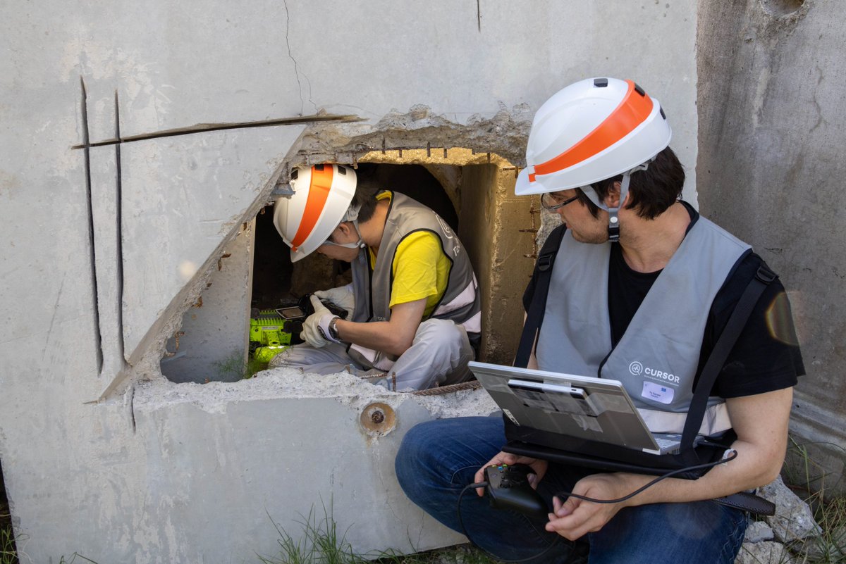 #FieldTests are an essential element of <a href="/CURSOR_H2020/">CURSOR_H2020</a> work! They allow #FirstResponders to test the system throughout the whole process of development.
🌳🏘️📡